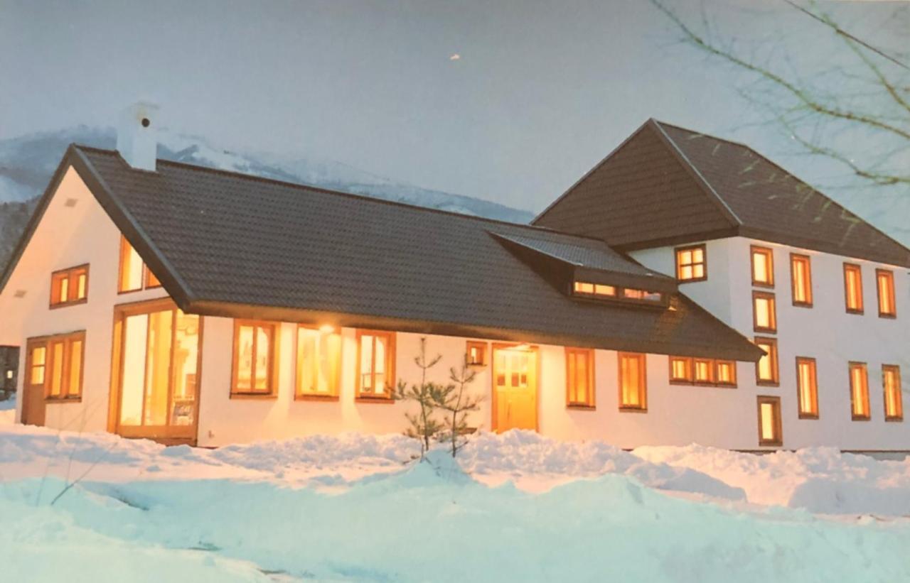 The Joint Bed & Breakfast Hakuba Eksteriør bilde